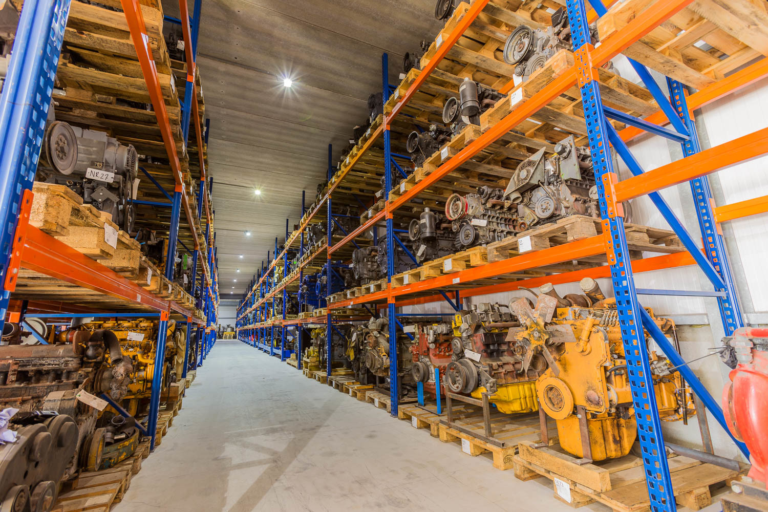 Overbeek Bouwmachines B.V. - Equipamentos de movimentação STILL undefined: foto 2