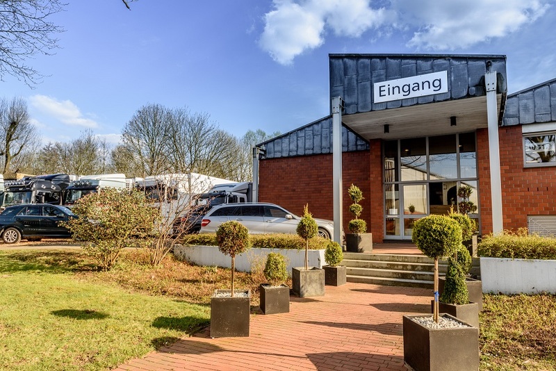 WS Trucks GmbH - veículos a venda undefined: foto 5