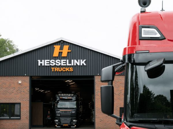 Hesselink Trucks B.V. - Semireboques KRAKER - Ano: 2014 undefined: foto 1