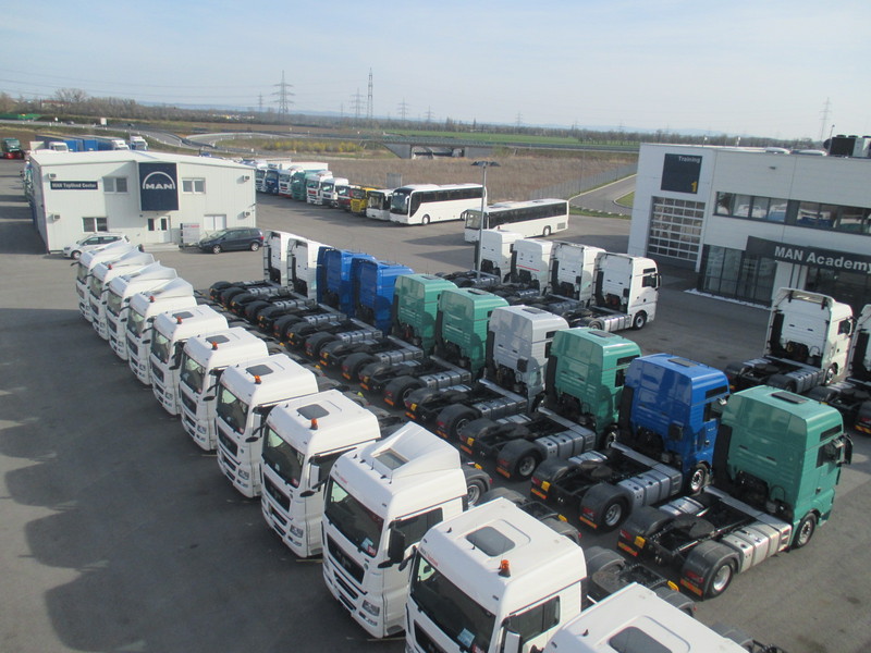MAN Truck & Bus Vertrieb Österreich GesmbH - Veículos comerciais MAN TGE 3.140 - diesel undefined: foto 1