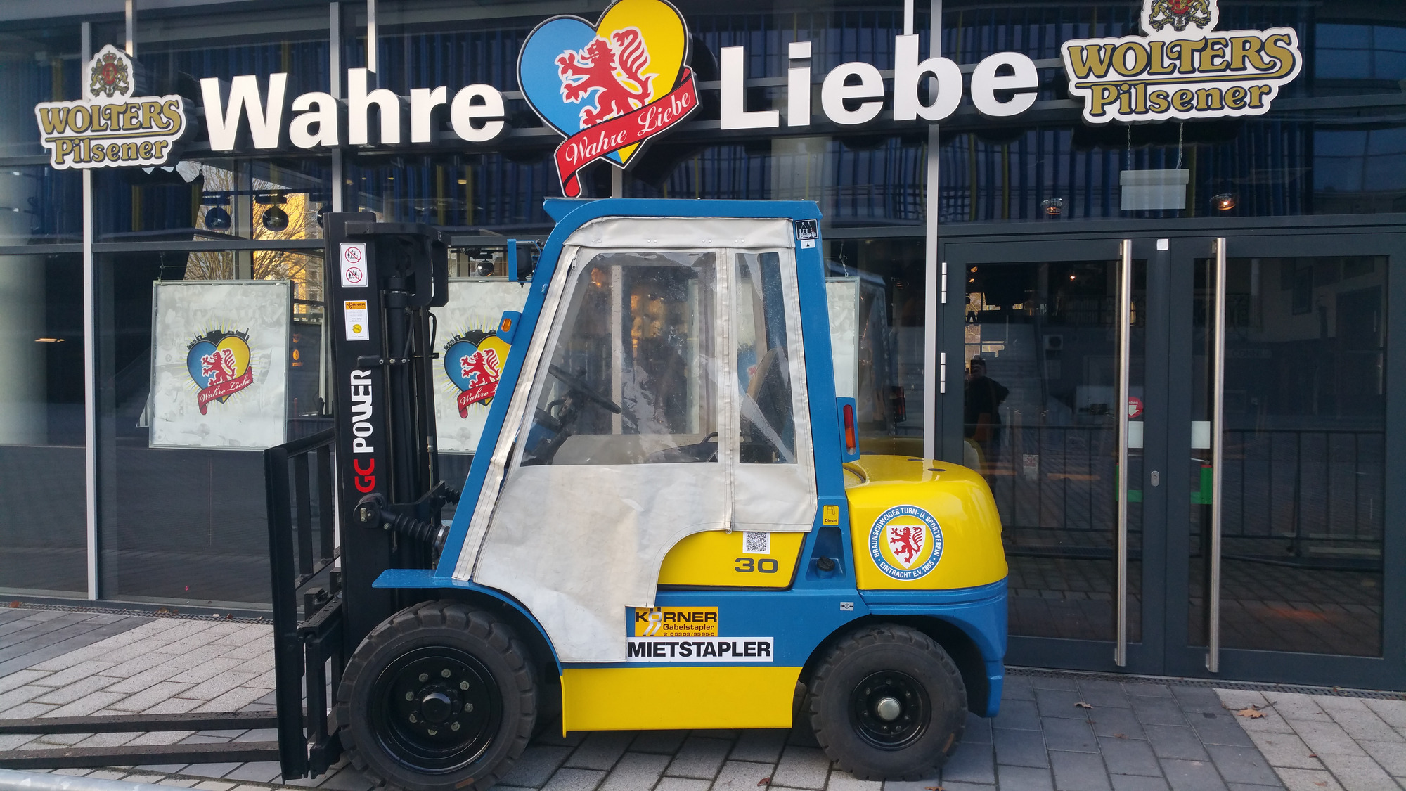 W. Körner Gabelstapler GmbH - veículos a venda undefined: foto 2