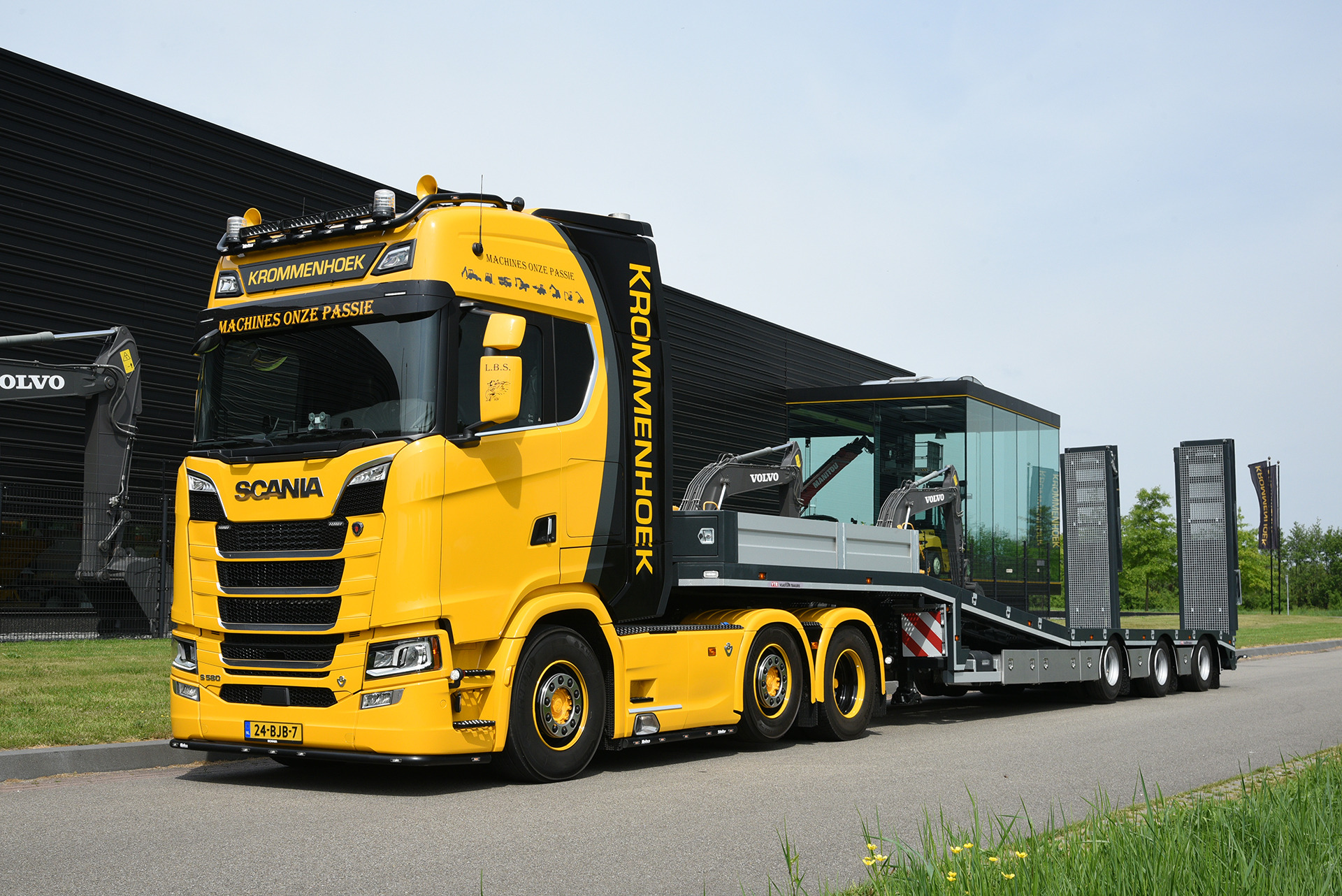 Handelsonderneming Krommenhoek BV - Máquinas de construção XCMG undefined: foto 1