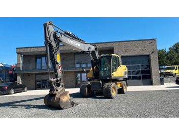 Escavadeira de rodas VOLVO EW180