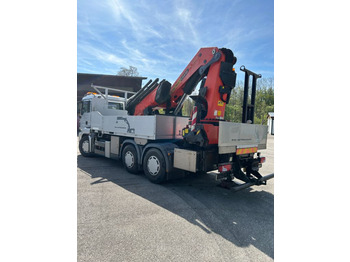 Caminhão grua MAN TGS 33.440