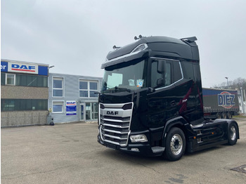 Tractor DAF XG+ 530