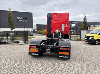 Tractor Volvo FH: foto 3