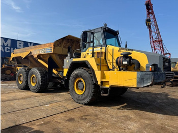 Caminhão articulado KOMATSU