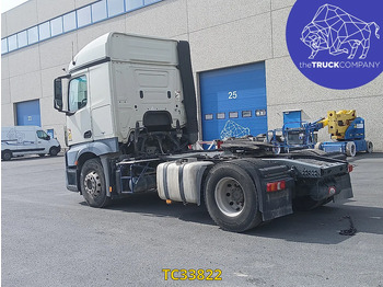 Tractor Mercedes-Benz Actros 1843: foto 3 Tractor Mercedes-Benz Actros 1843: foto 3