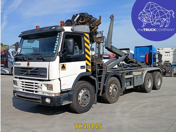 Caminhão transportador de contêineres/ Caixa móvel VOLVO FM