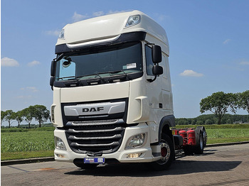 Caminhão chassi DAF XF 480