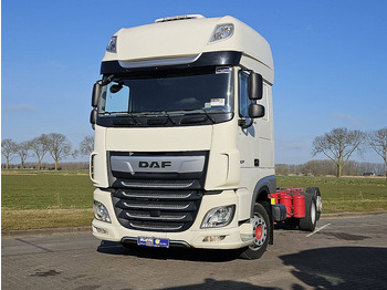 Caminhão chassi DAF XF 480