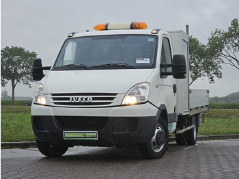 Furgão caixa aberta IVECO Daily