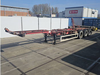 Semireboque transportador de contêineres/ Caixa móvel KRONE SD