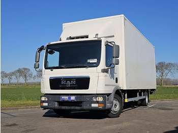 Caminhão furgão MAN TGL 12.250