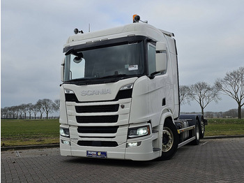 Caminhão chassi SCANIA R 500