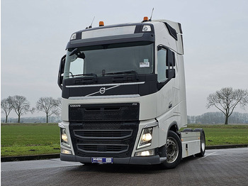 Tractor VOLVO FH 460