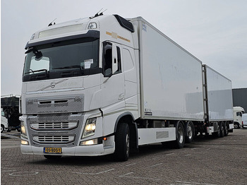 Caminhão frigorífico VOLVO FH 460