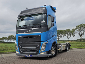 Caminhão transportador de contêineres/ Caixa móvel VOLVO FH 460