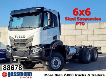 Caminhão chassi IVECO T-WAY