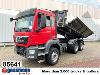 Caminhão basculante MAN TGS 26.460