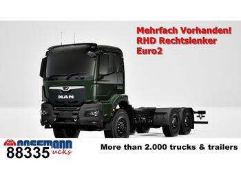 Caminhão chassi MAN TGS 33.440