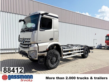 Caminhão chassi MERCEDES-BENZ Arocs