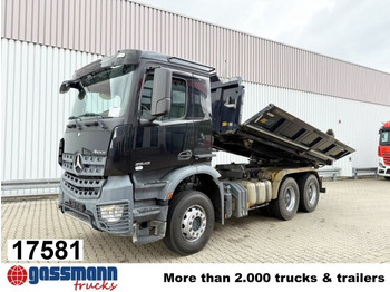 Caminhão basculante MERCEDES-BENZ Arocs 2643