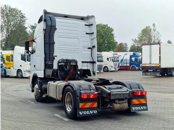 Tractor Volvo FH 13.440 Globetrotter XL 4x2 - Manual gearbox - Euro 5 - Low KM: foto 5