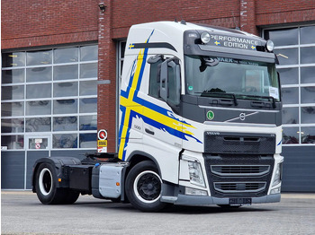 Tractor VOLVO FH13 500