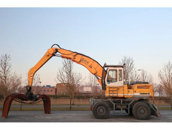 Manipulador de material LIEBHERR