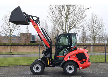 Carregadeira de rodas MANITOU