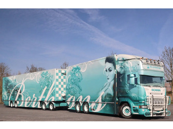 Caminhão furgão SCANIA R 560