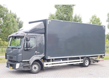 Caminhão furgão VOLVO FL 210