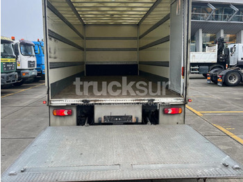 Caminhão furgão RENAULT D12.240: foto 3