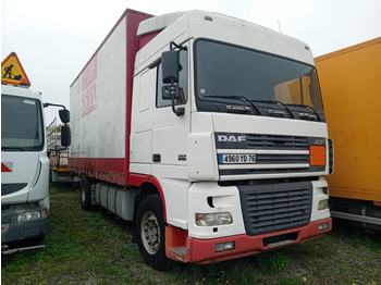 Caminhão furgão DAF XF 480