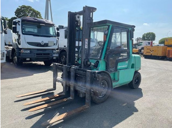 Empilhadeira a diesel MITSUBISHI