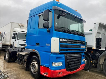 Tractor DAF XF 105 460