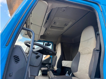 Caminhão limpa fossa Renault Premium Lander 430.32 8x2*6 Simon Moos 18.100 L: foto 5