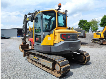 Mini escavadeira VOLVO ECR88D