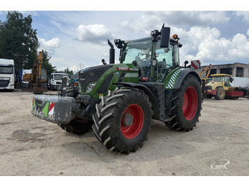 Trator FENDT 724 Vario