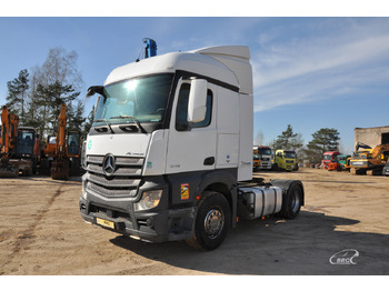Tractor MERCEDES-BENZ