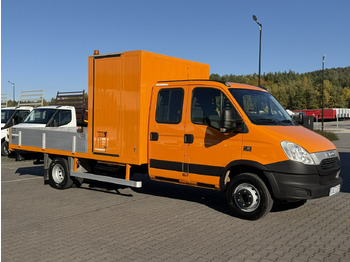 Furgão caixa aberta IVECO Daily 70c18