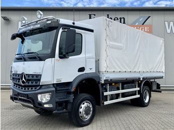Caminhão com lona MERCEDES-BENZ Arocs