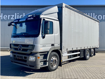 Caminhão com lona MERCEDES-BENZ Actros 2541