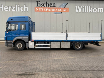 Camião de caixa aberta/ Plataforma Mercedes-Benz Axor 1829 LL  6,55m Pritsche*6 Sitze*Klima*AHK: foto 2