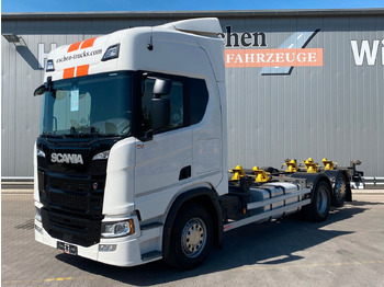 Caminhão transportador de contêineres/ Caixa móvel SCANIA R 450