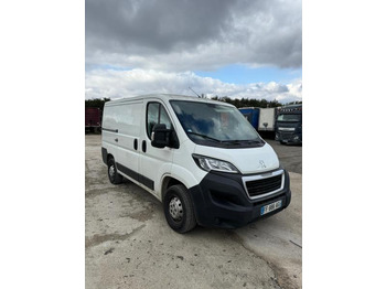 Furgão PEUGEOT Boxer