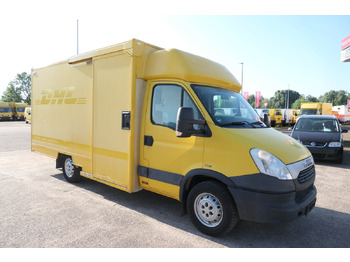 Carrinha de contentor IVECO Daily 35s11