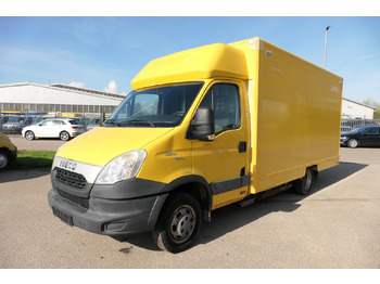 Carrinha de contentor IVECO Daily