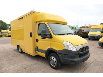 Carrinha de contentor IVECO Daily